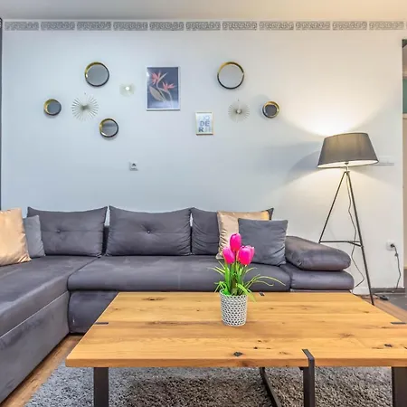 Downtown Deluxe Lägenhet Omiš