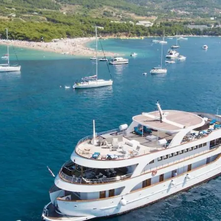 Lägenhet Downtown Deluxe Omiš