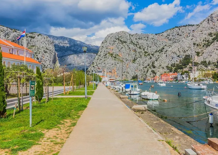 Downtown Deluxe Lejlighed