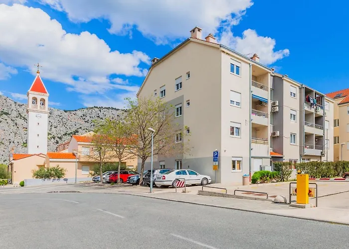 Apartamento Downtown Deluxe Omiš