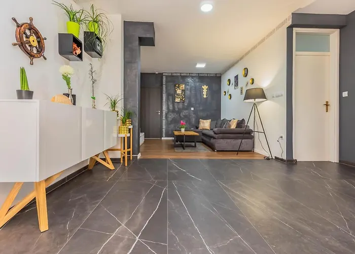 Downtown Deluxe Lejlighed *